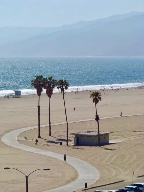 Thumbnail California Dreaming: Santa Monica California by No-Author-2358