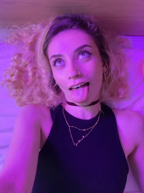 Thumbnail Teasing Sensations: sianamour's Tongue Flick | RealAhegao