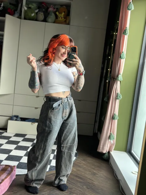 Thumbnail Analyzing Outfit Preferences by power_midget in PunkGirls