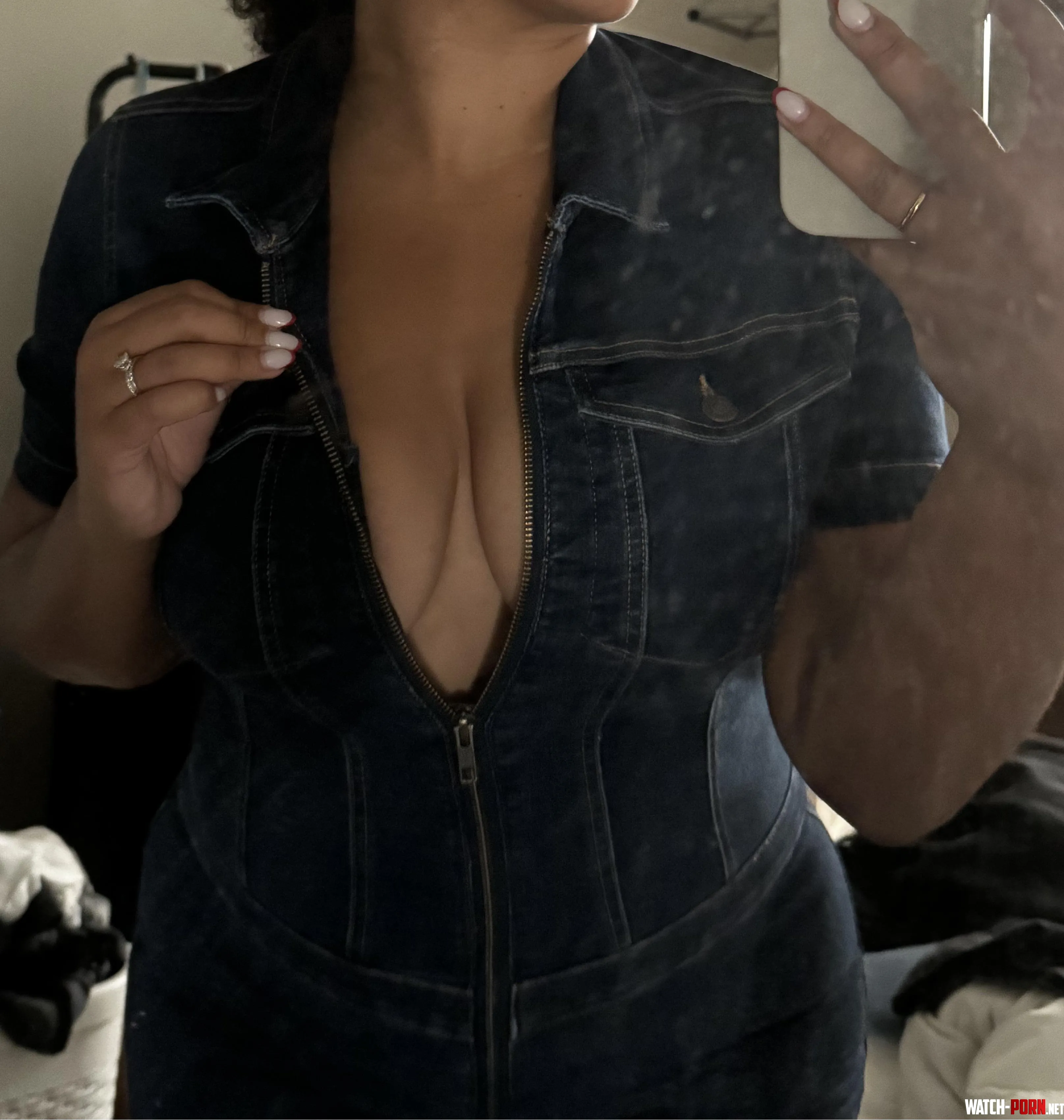 Cum to my wife while I cum to yours Send a pic to start a convo by mr_thickcockk