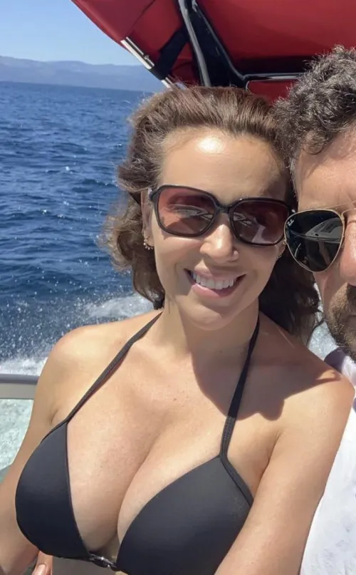 Thumbnail Alyssa Milano: A Glance at Celebswithbigtits by Additional_Energy_58