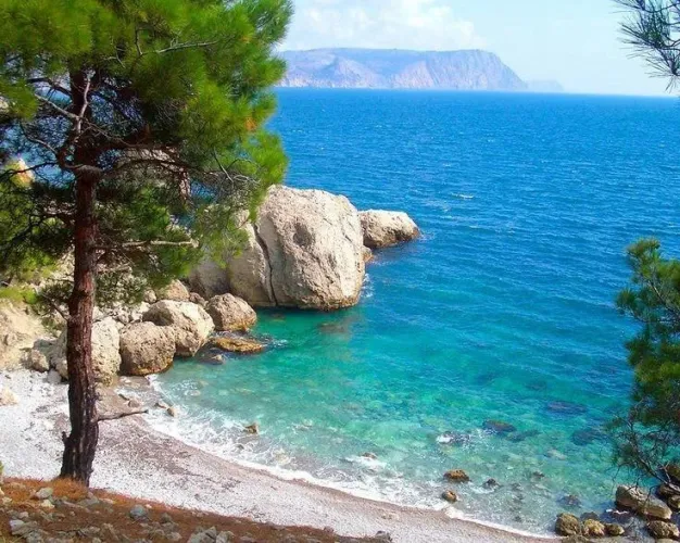 Thumbnail Black Sea's Nature and Mountains: A Unique Coastal Experience