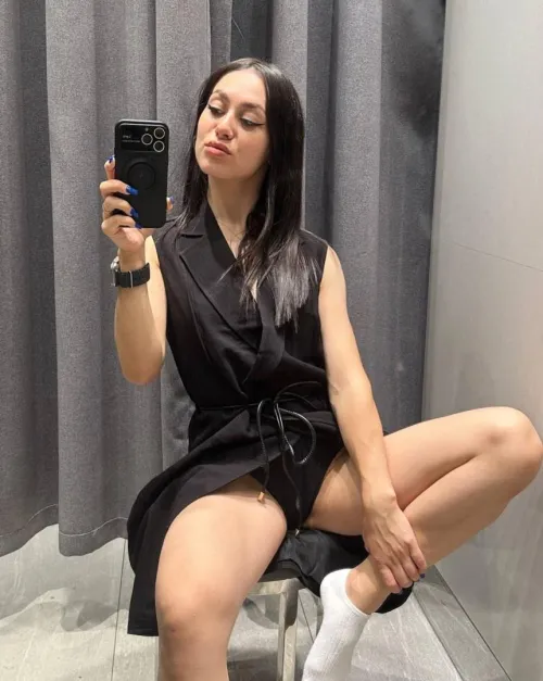Thumbnail meledylove's Reflective Selfies: From Front to Back and Everything In-Between