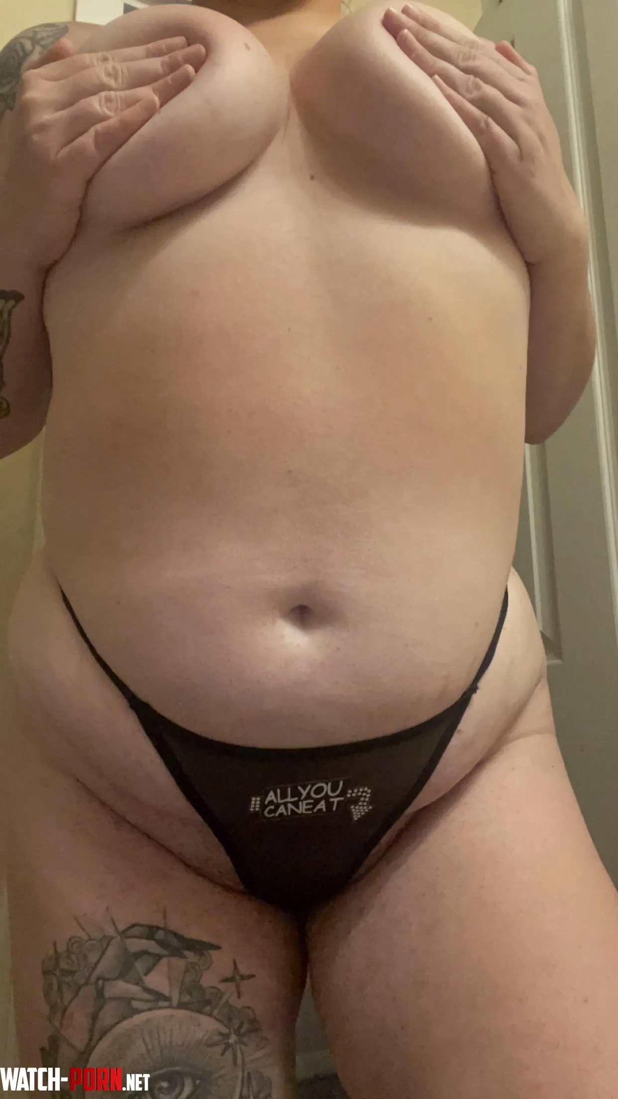 28 and curvy Hope you enjoy by Kelsbaby77