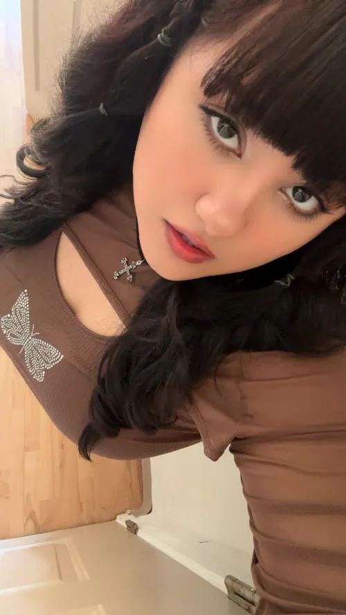 Thumbnail Feeling Sexy and Confident by sel_8888 | Chubby Category