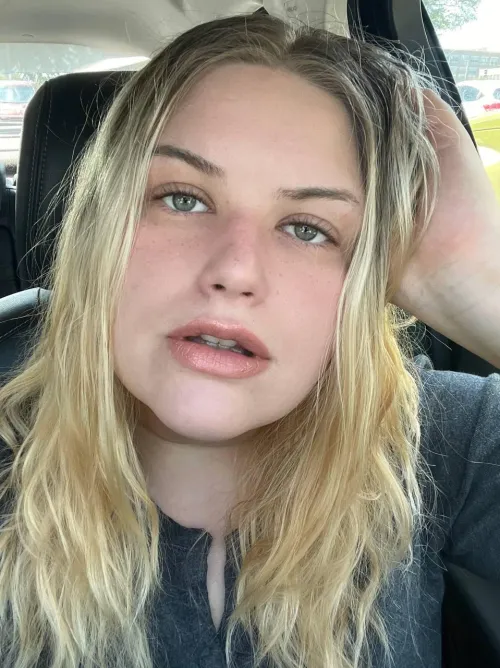 Thumbnail Sad Today: Seeking Compliments in Chubby Beauty | piscesshamrock