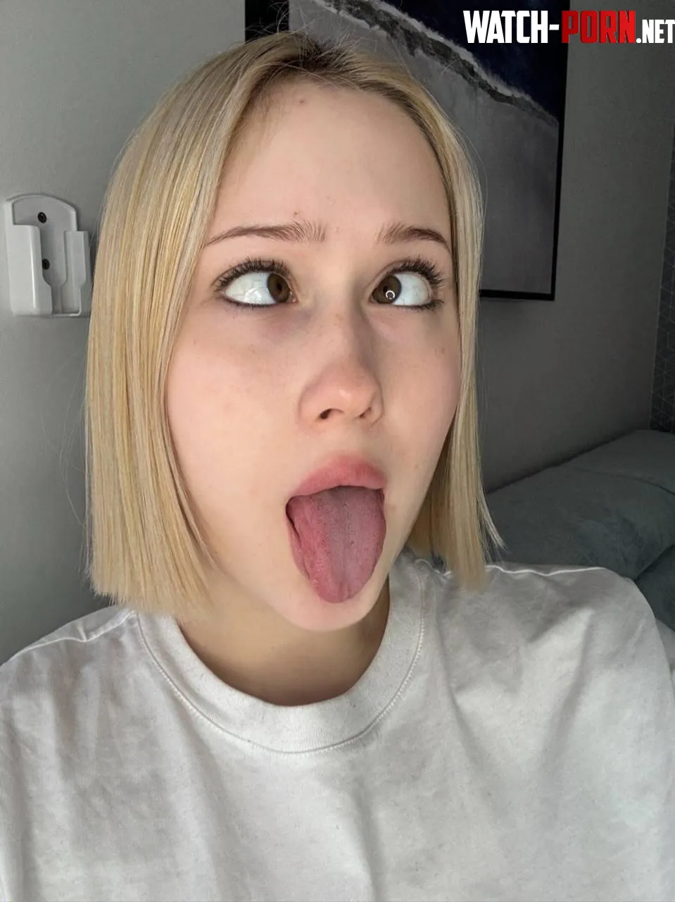 do you want to suck on my tongue by Cmochar
