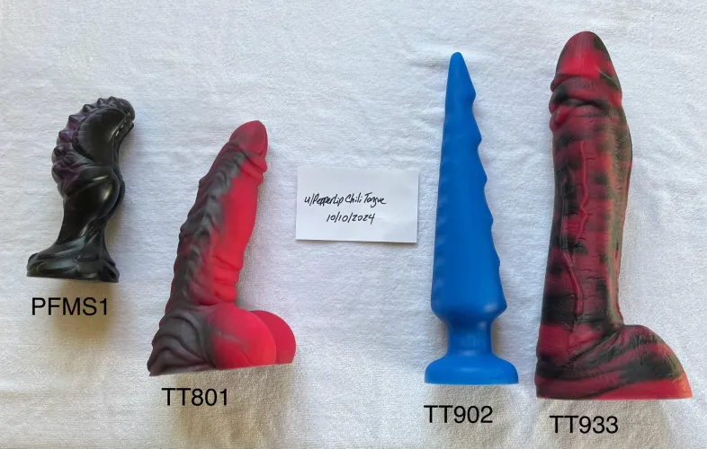Thumbnail BadDragon Delights: PepperLipChiliTongue's Exciting Offer