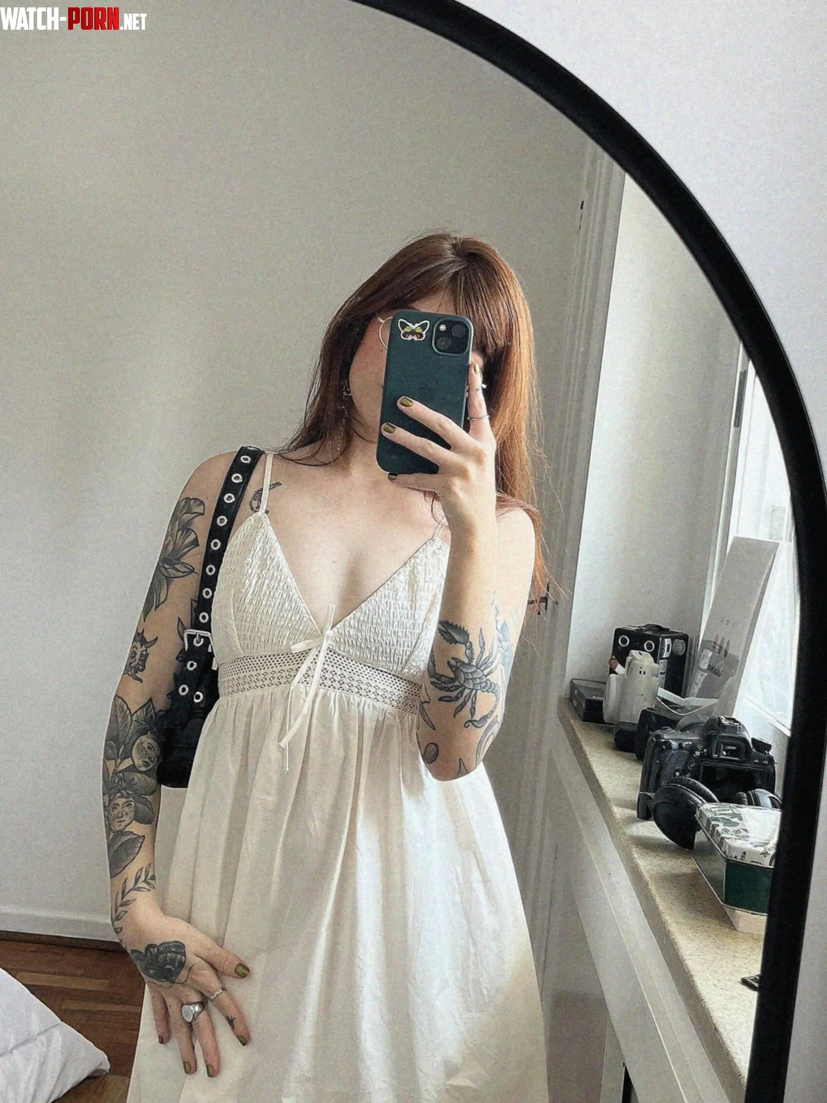feeling sexy in this mirror selfie by YogaKittenPrincess