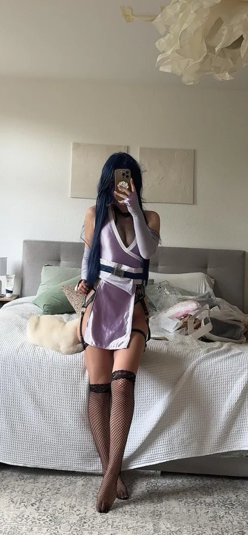 Thumbnail Hinata from Naruto by bellaraee: A cosplaying delight in cosplaygirls