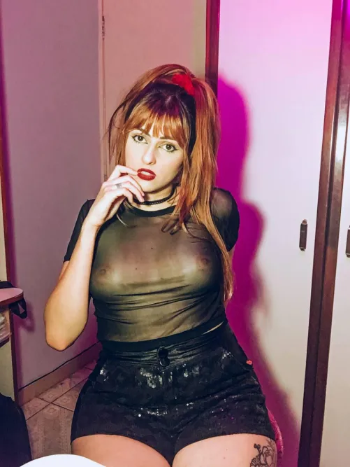 Thumbnail angelgumess' Cleavage Dilemma: Will It Land Her the Job?