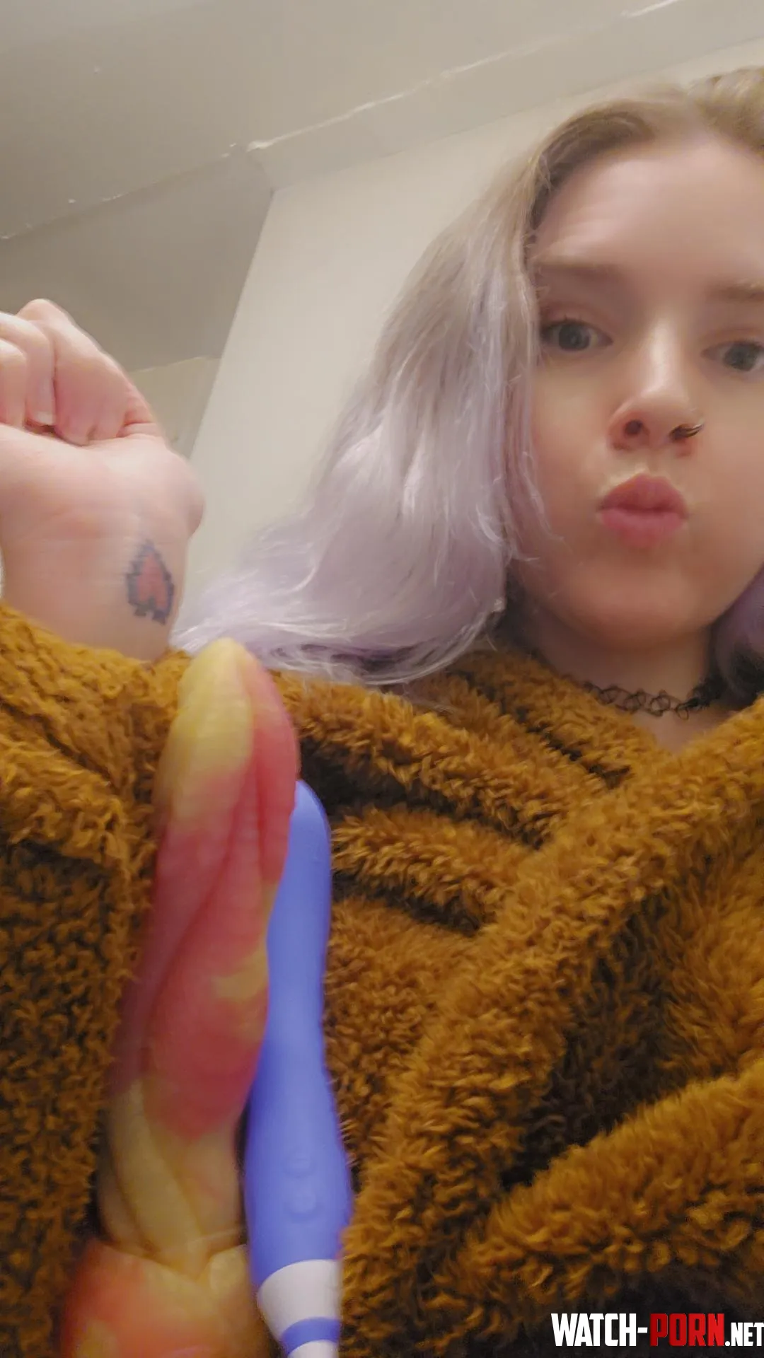 You know what time it is Orochi med bad dragon loveense clit and vibrator by xxdicesenpaixx