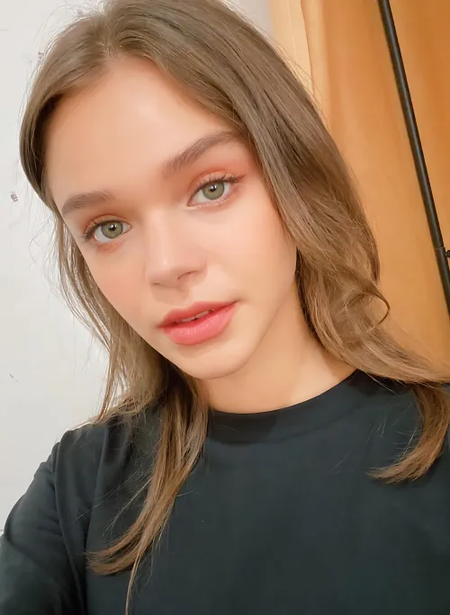 Thumbnail Meet Victoria Villezcas: Beauty Personified