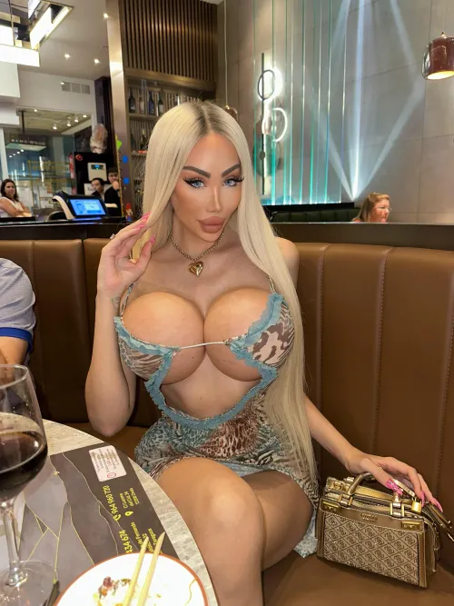 Thumbnail Dining Experience with a Pleasurable Twist