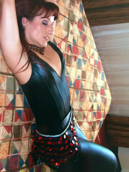 Thumbnail footyfeetishy: Take a Good Sniff in the World of Armpit Fetishes