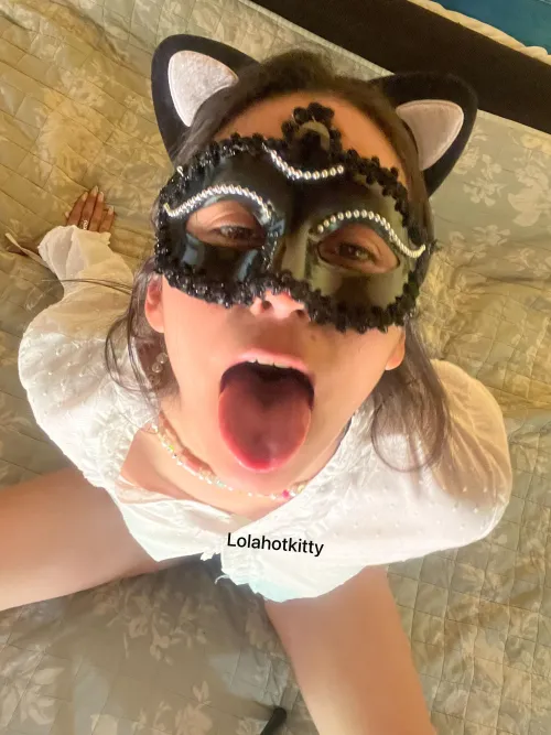 Thumbnail Embracing Milk-Feeding Fetish in Petplay Scenarios