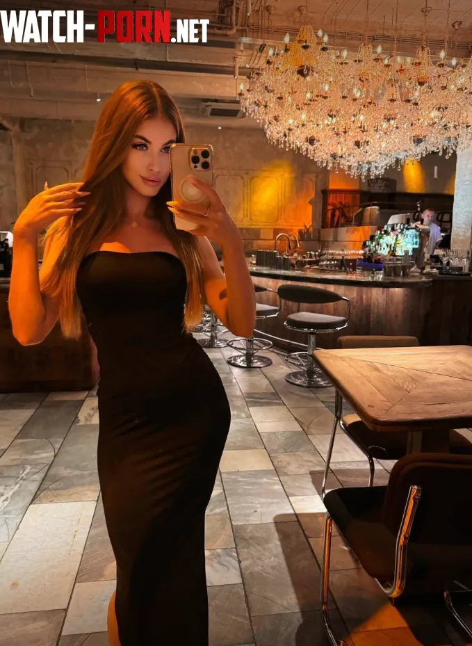 In this tight dress I think my body is getting sexier at times by muse_fantasy