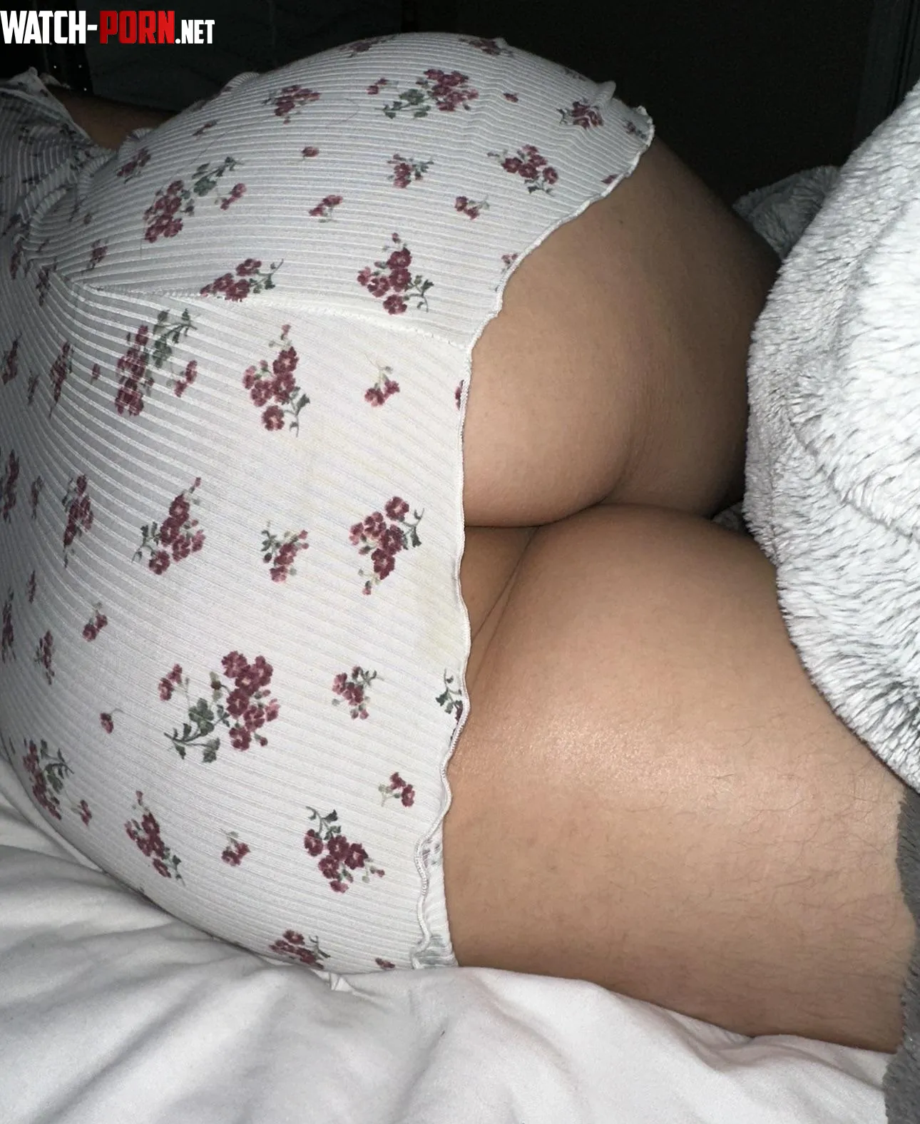 Be my cuddle buddy while hubbys away for work by Shy_wife_Chill_hubby