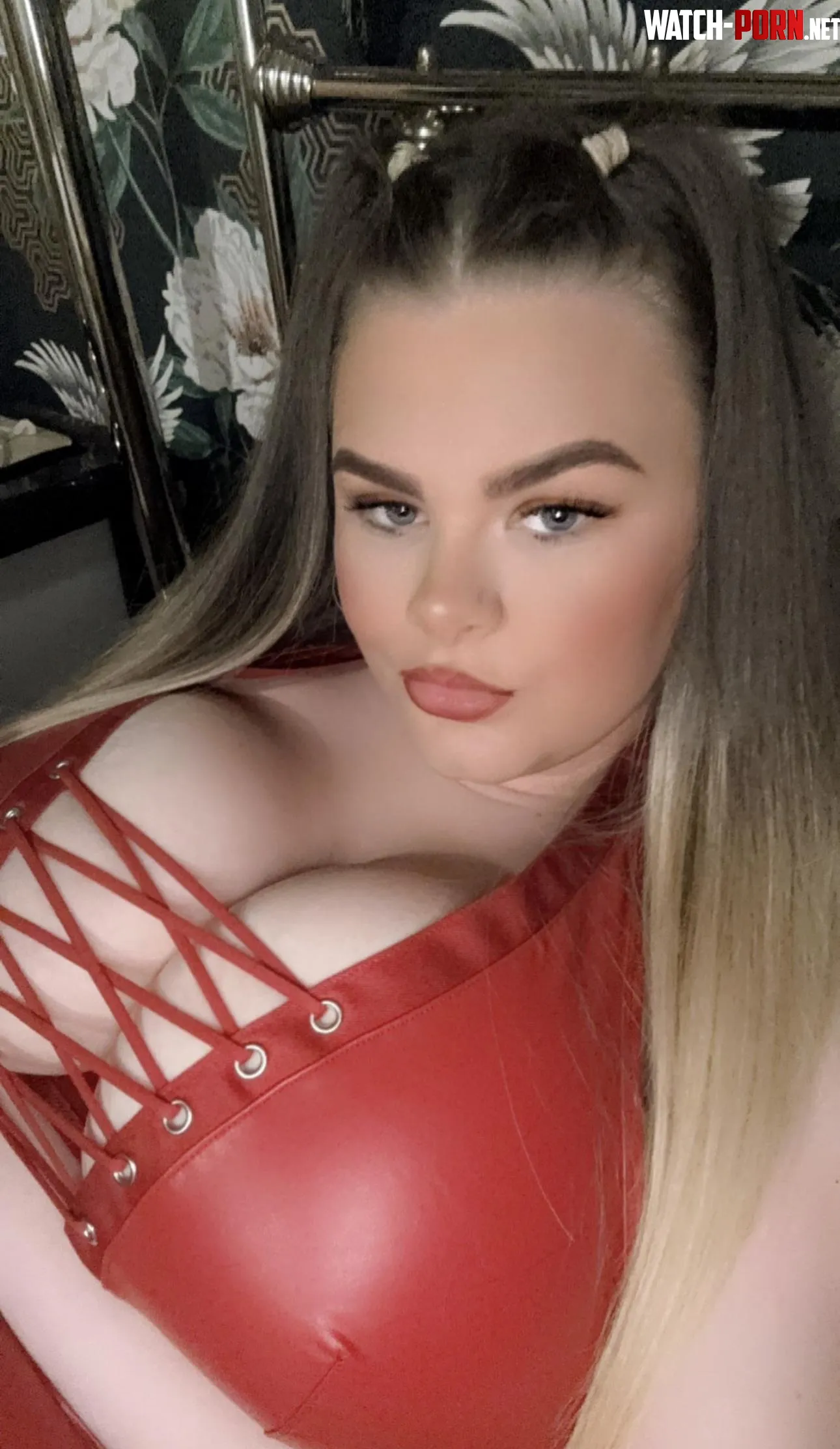 could a curvey mommy like me make your bucket list  by LovelyChubbyQueen