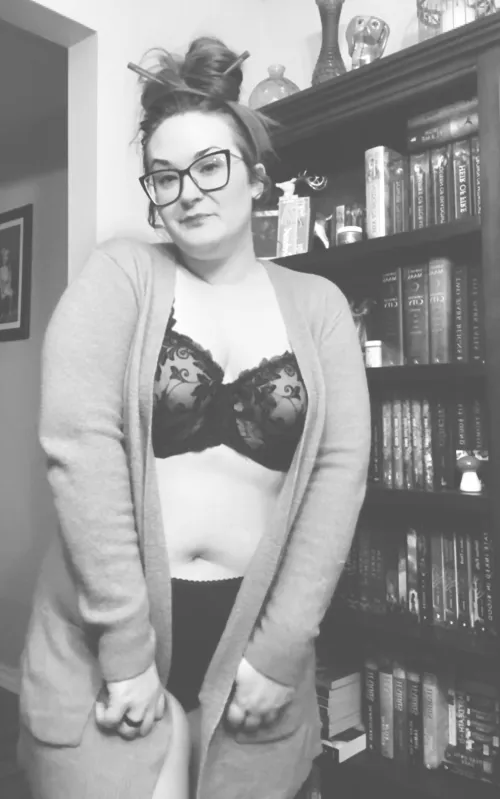 Thumbnail Bookie722 Embraces Librarian Look with New Glasses!