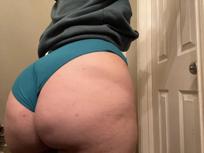 Thumbnail Rosebudbbyxxx Seeks Warmth - Chubby Appeal