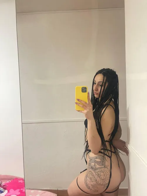 Thumbnail Join Nayaraginger for Exciting Adventures on Snap at Nayaraaginger