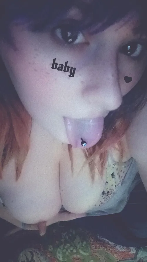 Thumbnail Engage with LivingDeadGirl62402's Big Titty Goth Girl on Snapchat