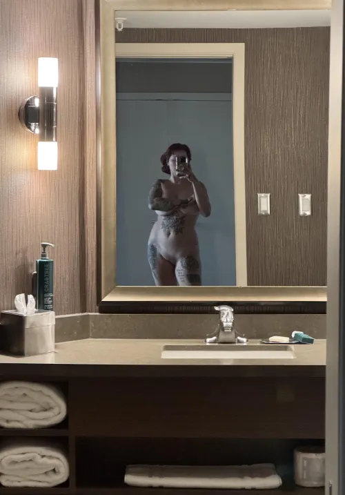 Thumbnail Sneak Peek: Hotel Nude Revelations in dykesgonewild