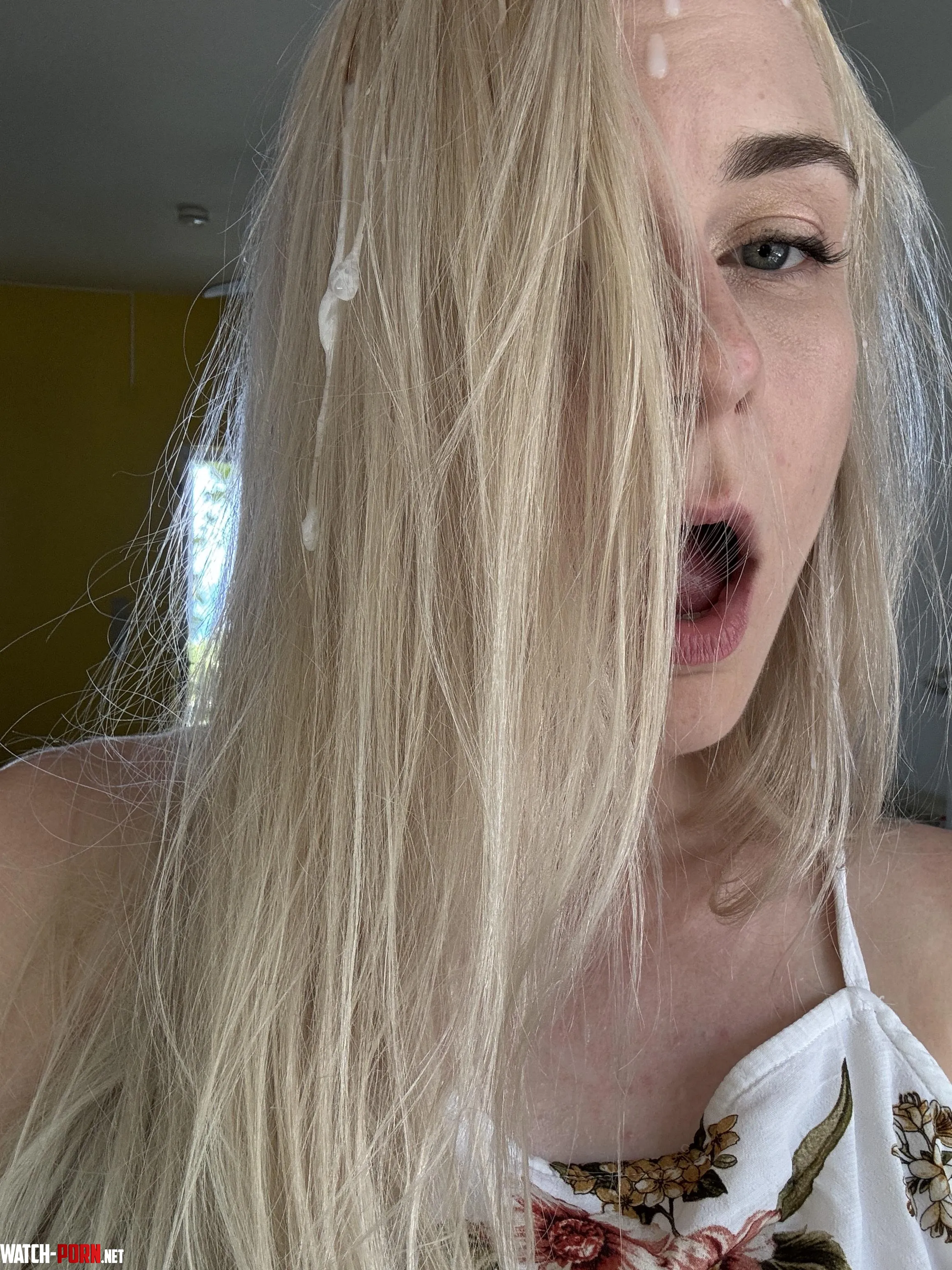 Sperm here or sperm on the body by OpalLuxuryy