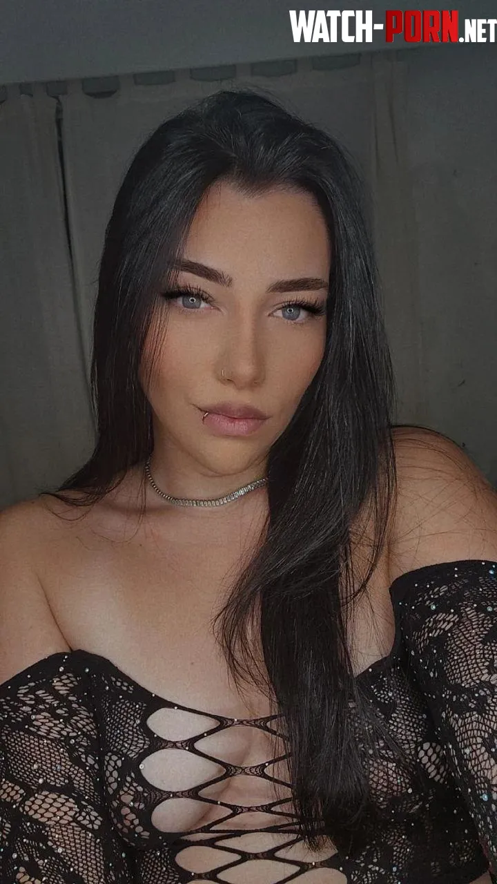 You know I look sexy and you cant resist by Lexy_1234