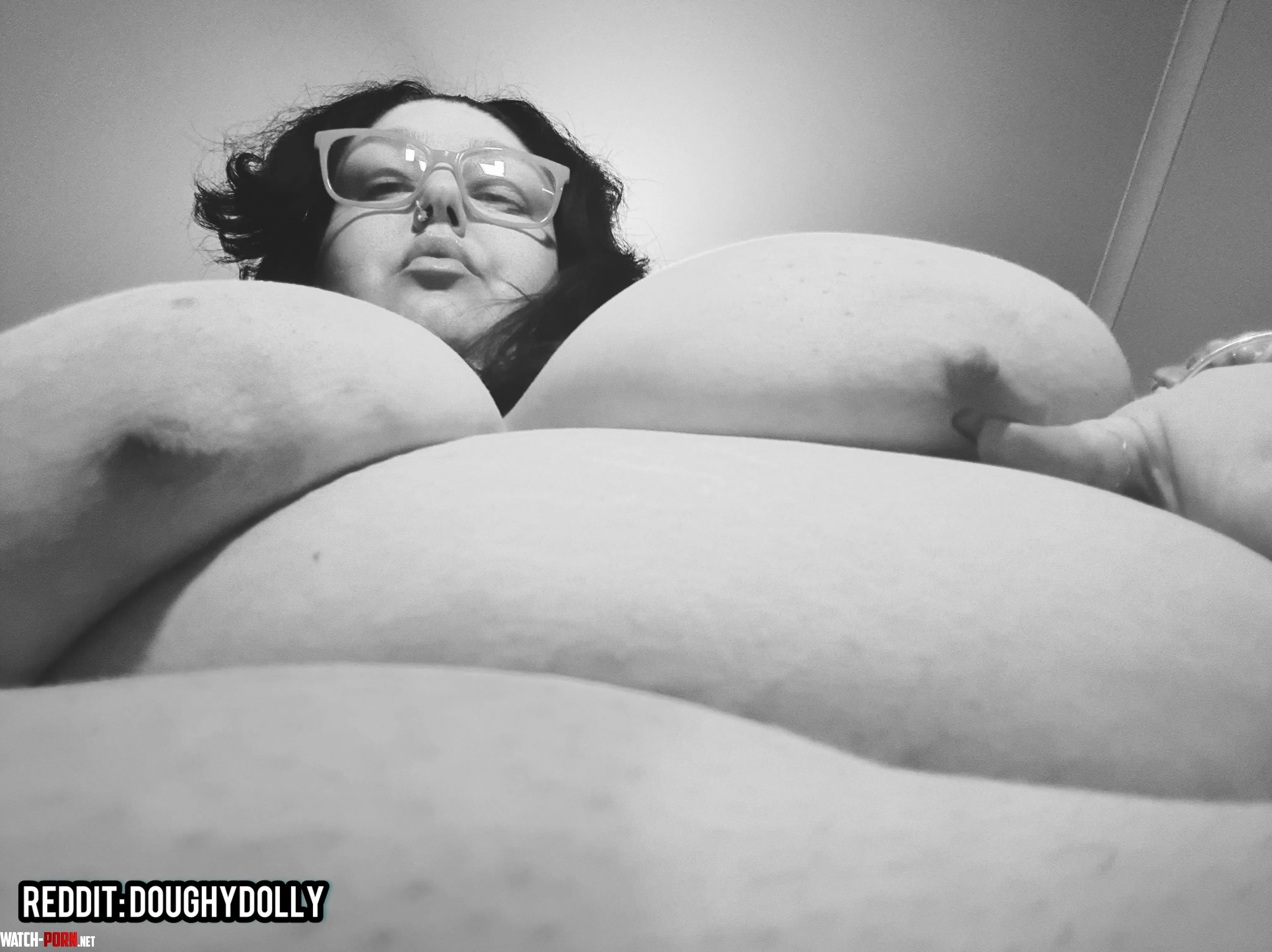 POV youre tied up and im about to sit on your face by doughydolly