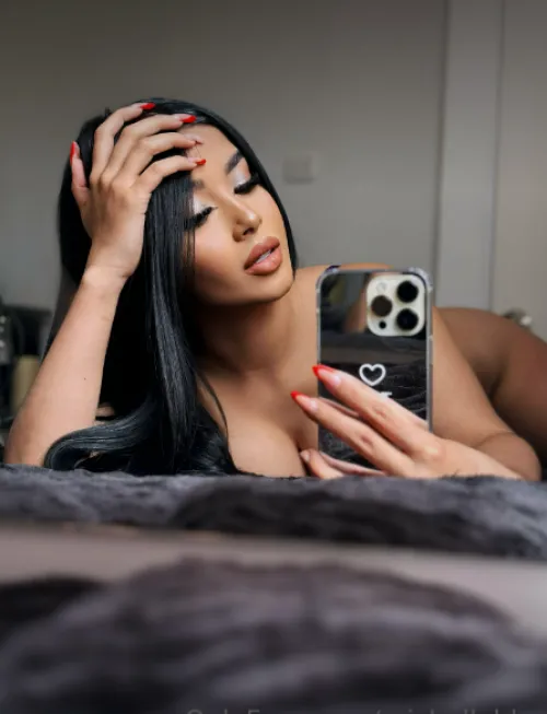 Thumbnail Lovely Friday: A Glimpse into Beauty with miichblu in LaBeauteFeminine