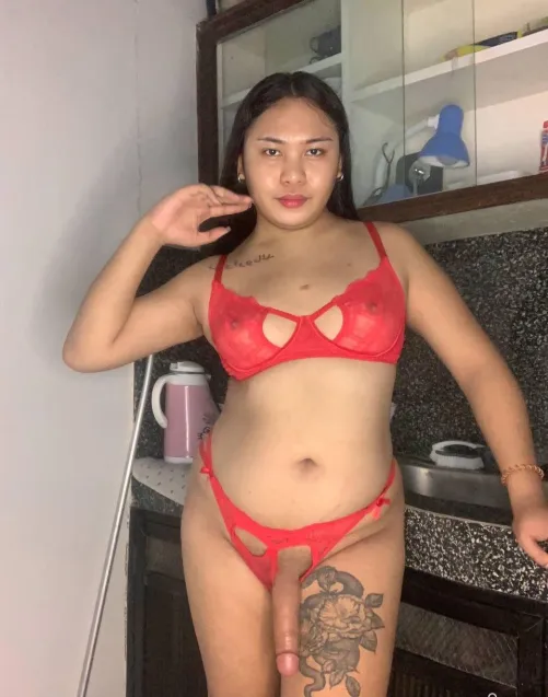 Thumbnail macy1205 - Daring Choices in TotalBabes Category
