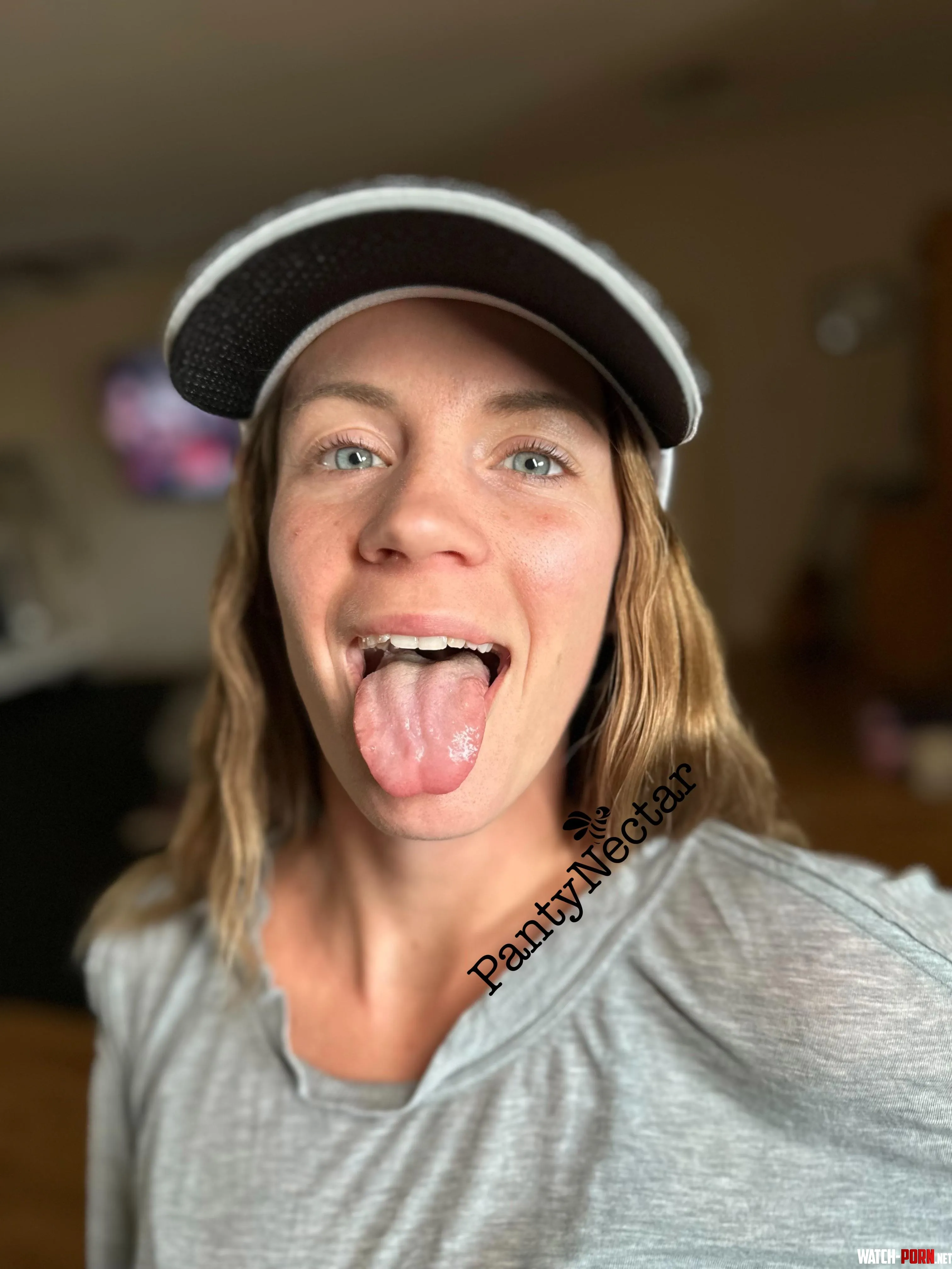 Drop a load on my tongue  by PantyNectar