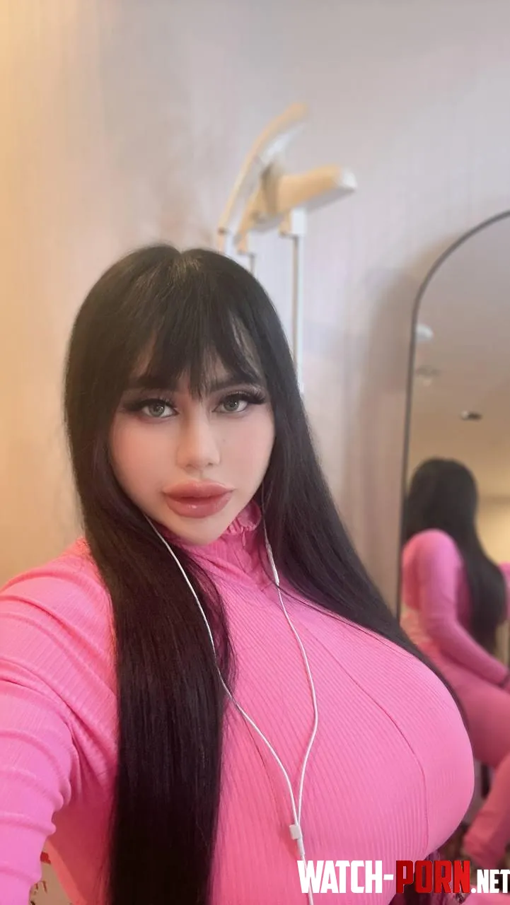 Simple busty selfie to start  by iammilababy