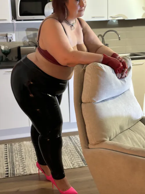 Thumbnail Naughty Friday Fun by Misslatexangel: BBW Lifestyle