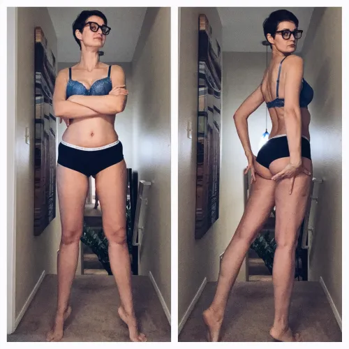 Thumbnail Feeling like a Superhero Today by masha_nova in shorthairchicks