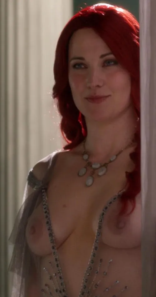 Thumbnail Lucy Lawless: Embracing Nude Artistry | sognam1