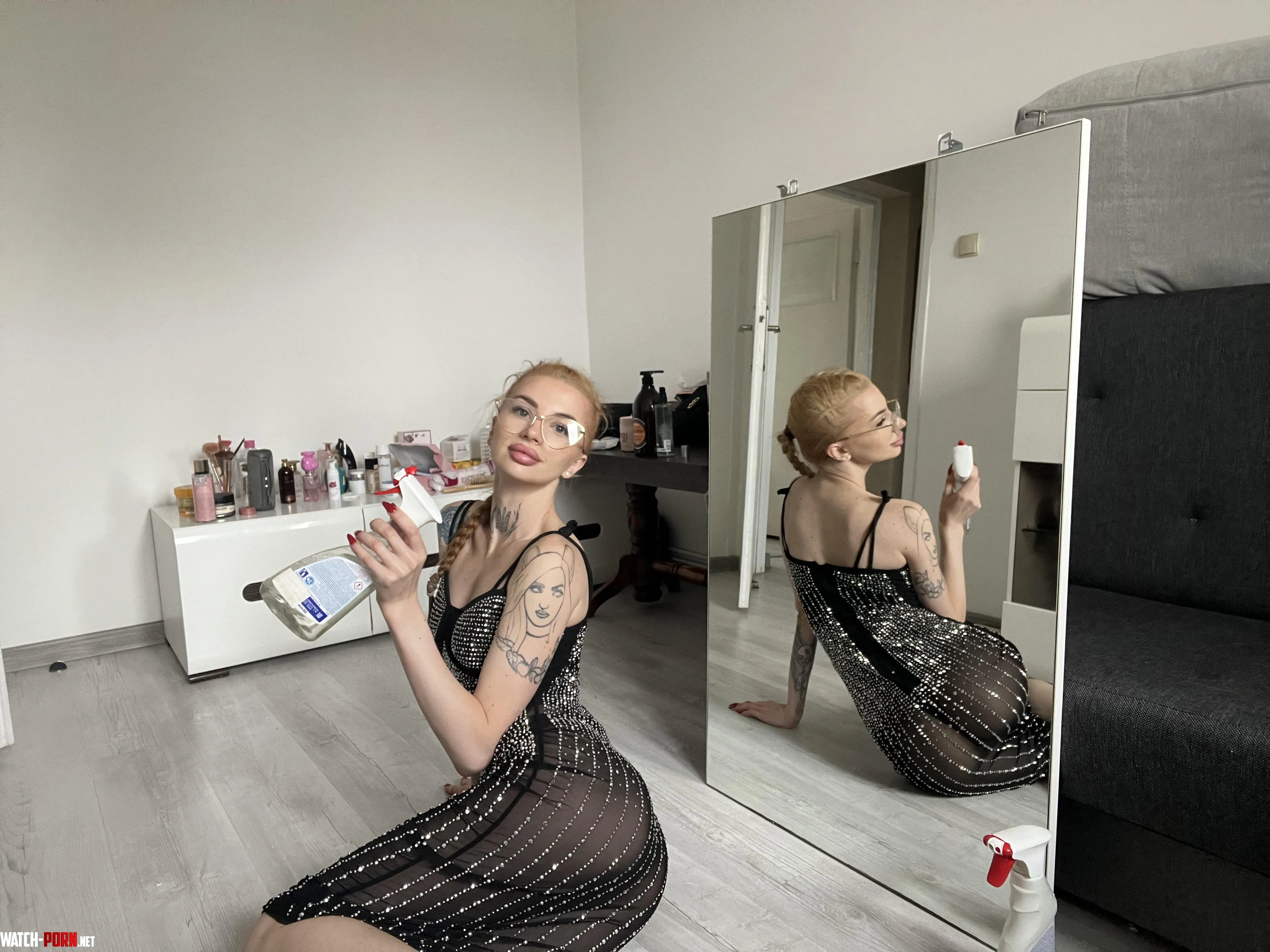 My small ass looking good in mirror  by Stella_Cats