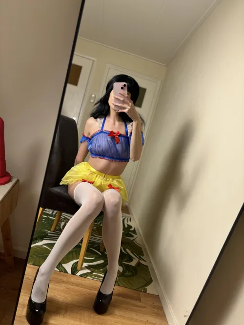 Thumbnail Halloween Transformation: Snow White Reinvented by LanaPeaches__