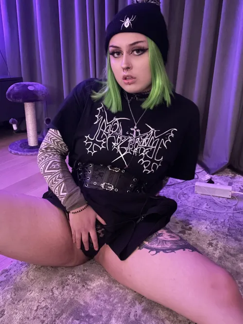 Thumbnail Sensual Exhibition: DarkNightChic's Solo Show in bigtiddygothgf Scene