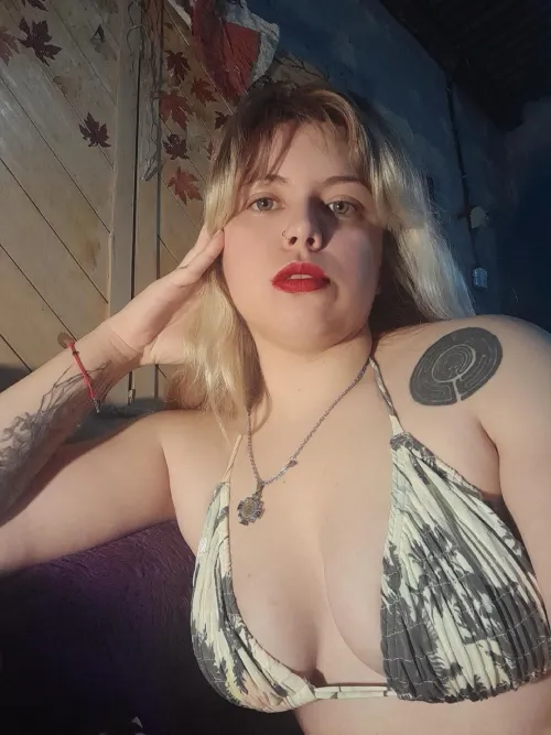 Thumbnail Love Quest: samaxv's Search for Love