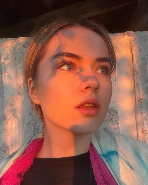 Thumbnail Kristina Pimenova's Beauty: Accomplished_Fix3613's PrettyGirls Article