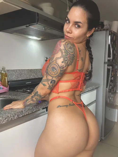 Thumbnail Hip Appeal: Cloeeclark's Dear Hip Is Sexy BubbleButts Release