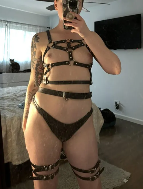 Thumbnail Seductive Setting: Dirty Mirror, Dirty Mind by simperfy