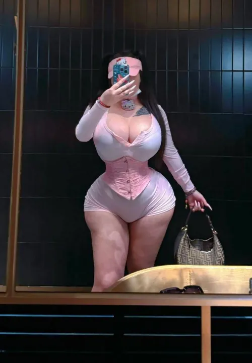 Thumbnail Time Slips Away with iammilababy's Hourglass | bigasses Category