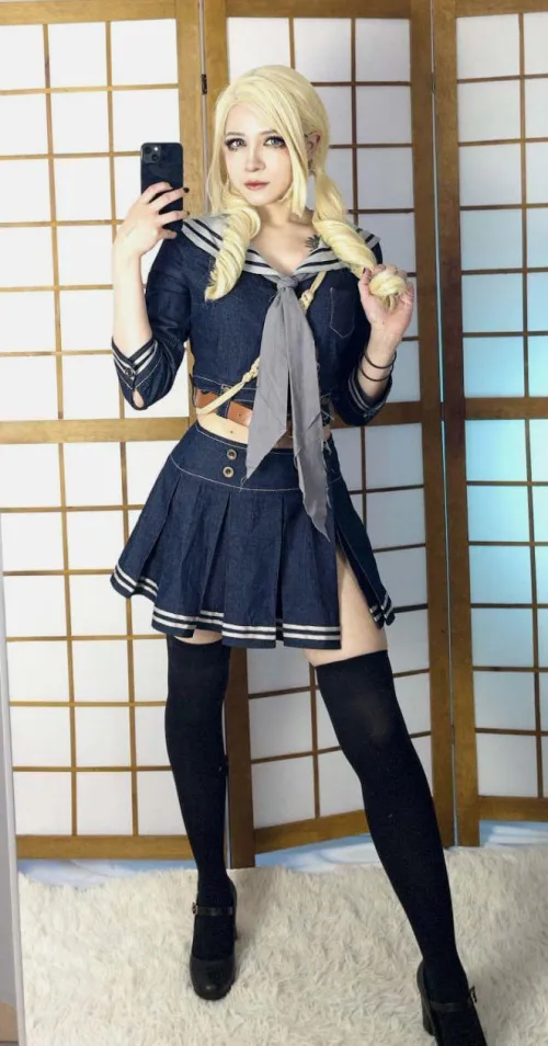 Thumbnail SthormyStar Transforms into Babydoll in Striking Cosplay