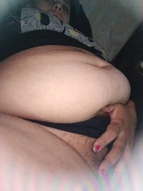 Thumbnail Babyflowerfree Celebrates the Natural Beauty of Hairy Bodies