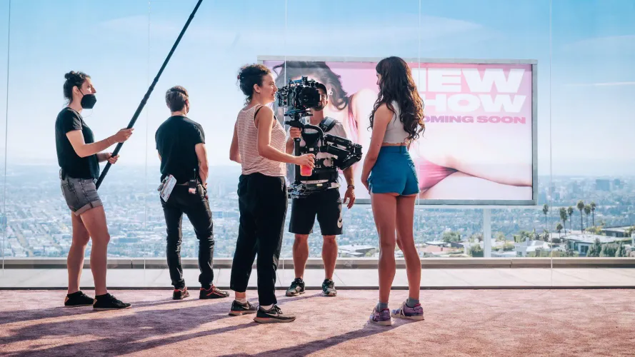 Thumbnail Margaret Qualley's Charisma on CelebrityButts - HornyDisposvble Digs Deep