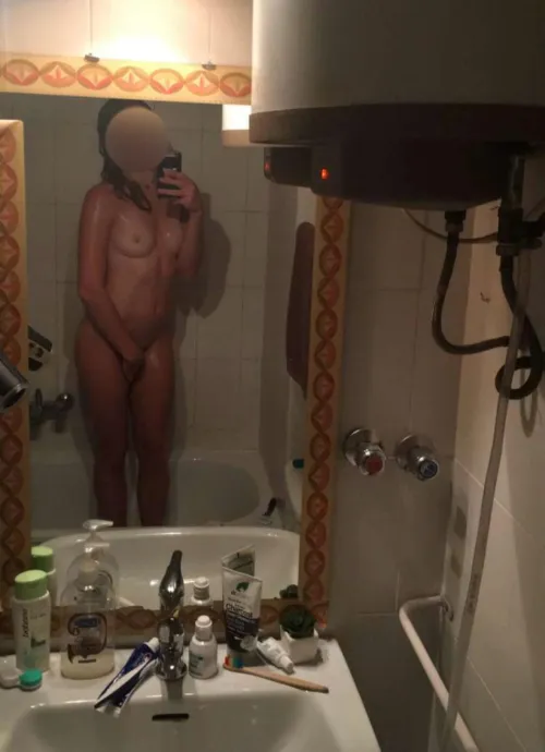 Thumbnail Cozy but Room for Two with Darcisky2 | GirlsShowering